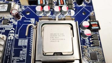 Foxconn G41MX 2.0 Intel G41 Celeron Dual-Core E1500 2.2GHz Sockel 775 3GB DDR2 Ram Micro ATX Mainboard