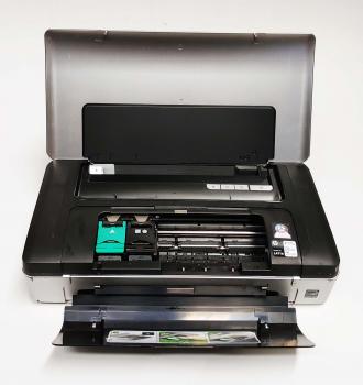 HP OfficeJet 100 mobile Mobildrucker Tintenstrahldrucker CN551A gebraucht